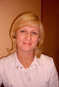 Зубрыкина Евгения Анатольевна - Врач ревматолог, врач кардиолог, кандидат медицинских наук.